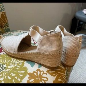 Tory Burch Catalina wedge espadrilles Size 8